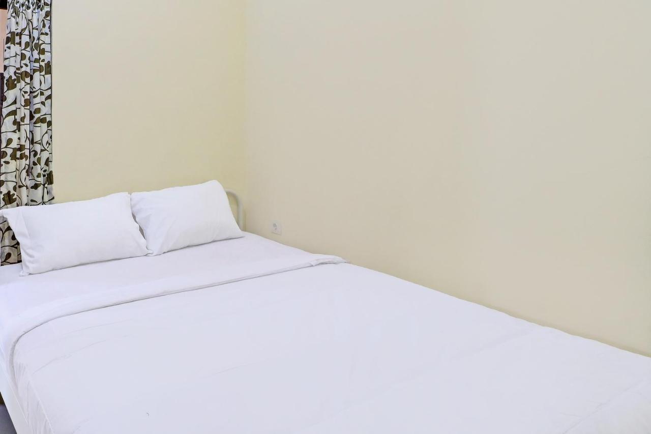 Oyo 91864 Holistic Stay Jimbaran Екстер'єр фото