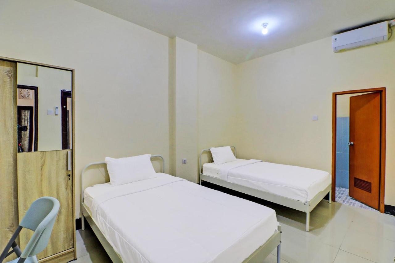 Oyo 91864 Holistic Stay Jimbaran Екстер'єр фото