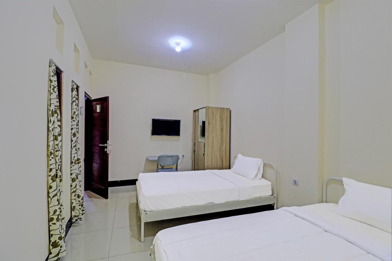 Oyo 91864 Holistic Stay Jimbaran Екстер'єр фото
