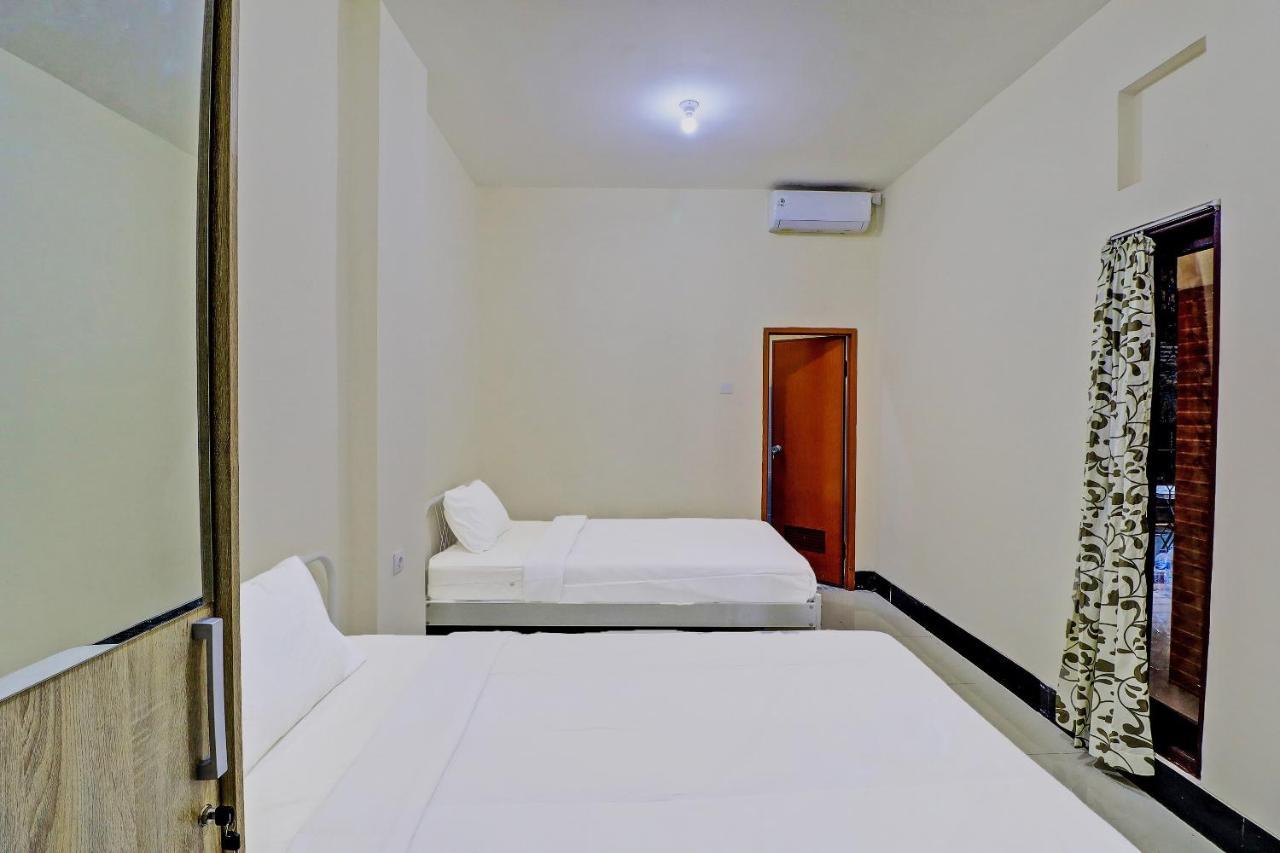 Oyo 91864 Holistic Stay Jimbaran Екстер'єр фото